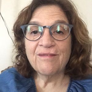 Meet your Posher, Carol